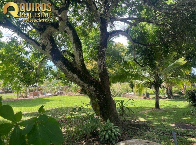 2 Bedroom 150m from Beach, Jaco. QR Realty Group Costa Rica
