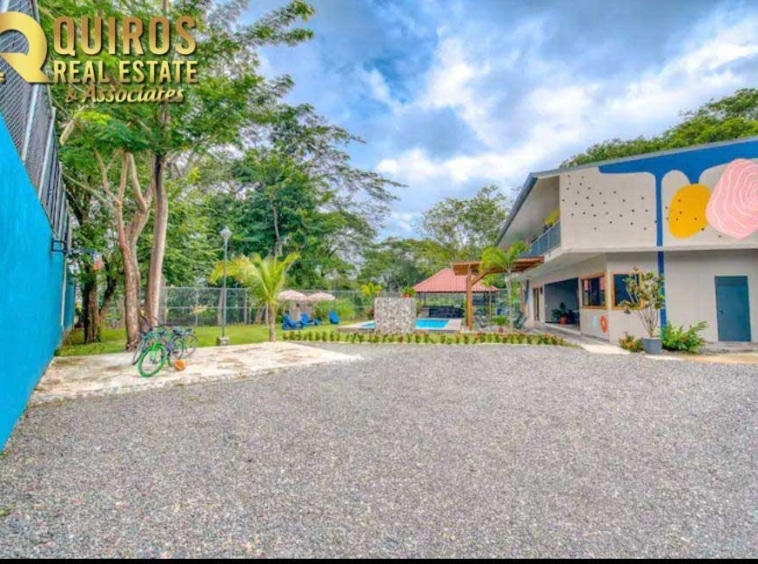 Stunning Retreat Center in Jaco Beach. Property For Sale, Real Estate