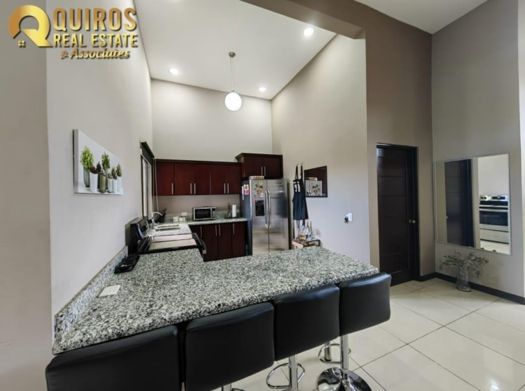 2 Bedroom Condominium in Alajuela. Property For Sale, Real Estate