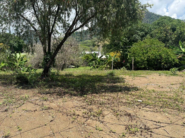 240m2 Lot Minutes from Downtown Jaco. Property For Sale, Real Estate