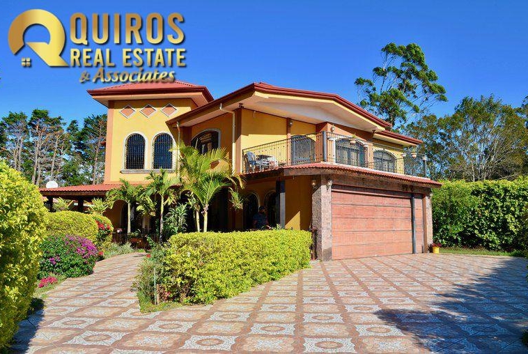 4 Bedroom Home + Guest House in Heredia. Property For Sale, Real Estate