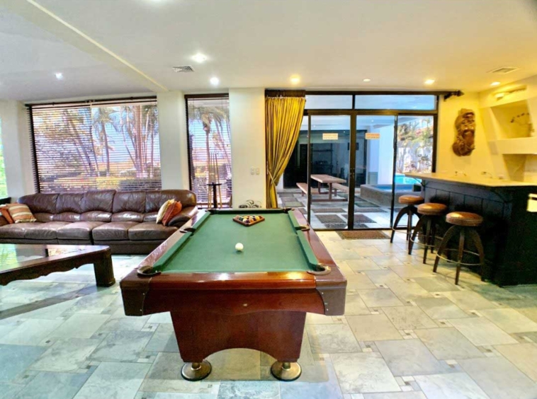 Casa Grande - 6 Bedroom in Hermosa Palms. Property For Sale, Real Estate