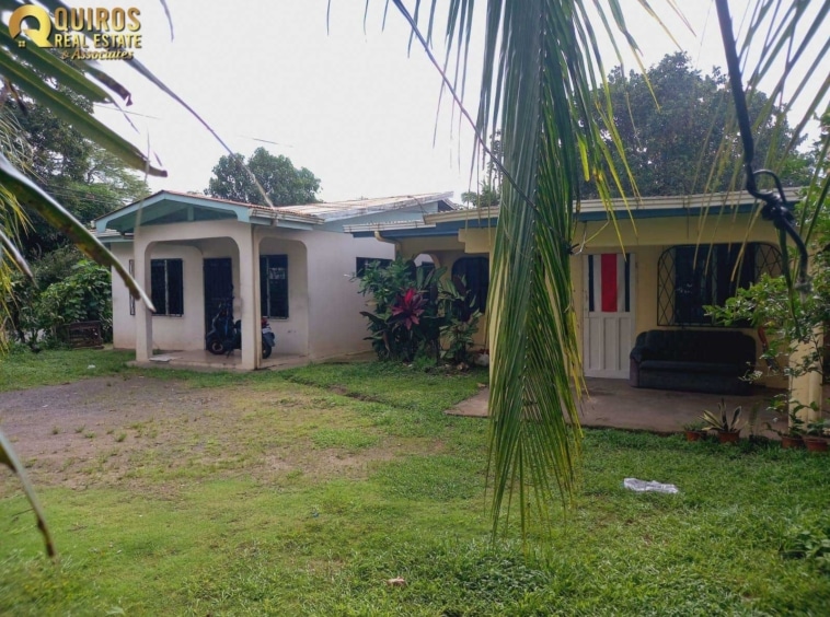 Jaco Home with 2 Apartments on Calle Morales. Property For Sale, Real Estate